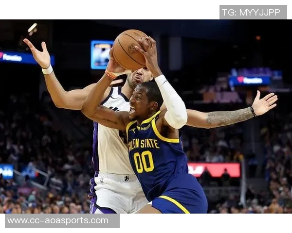 库明加：从刚果小镇崛起的篮球新星希望回馈故乡的梦想与努力