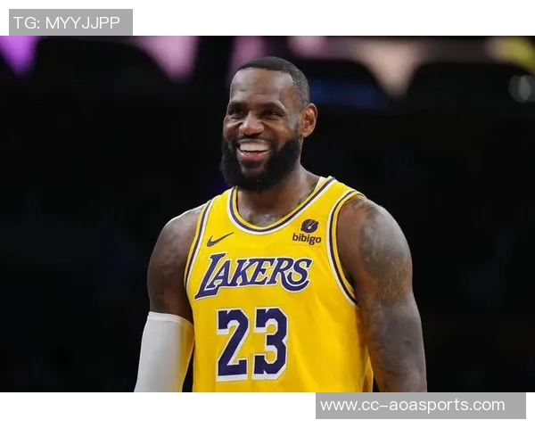 韦德认为湖人需完整赛季观察詹姆斯表现才能下结论