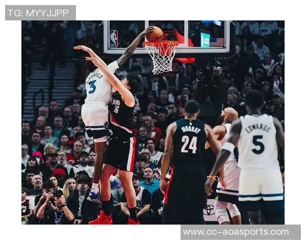 森林狼末节发力15-0逆转攻势里德与华子接连命中三分球