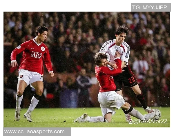 卡佩罗称赞阿莱格里为米兰带来秩序与平衡孔蒂则常在内部制造矛盾