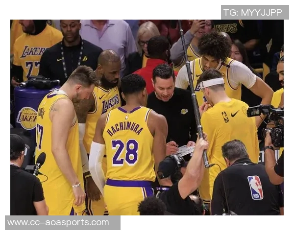 湖人客场挑战森林狼五名主力缺阵海斯和斯玛特出战存疑