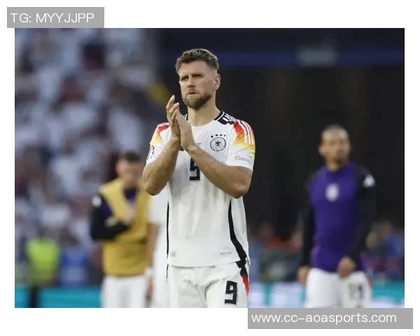 隆戈透露菲尔克鲁格脚趾仅为骨裂或缺席接下来的两场比赛