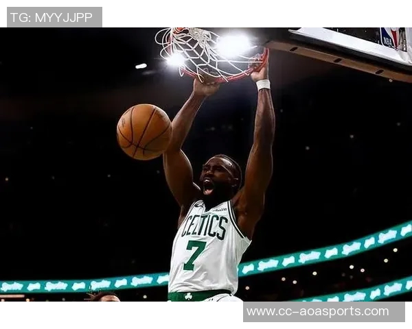 杰伦布朗谈凯尔特人大学理念努力提升球员篮球认知与赛场智慧